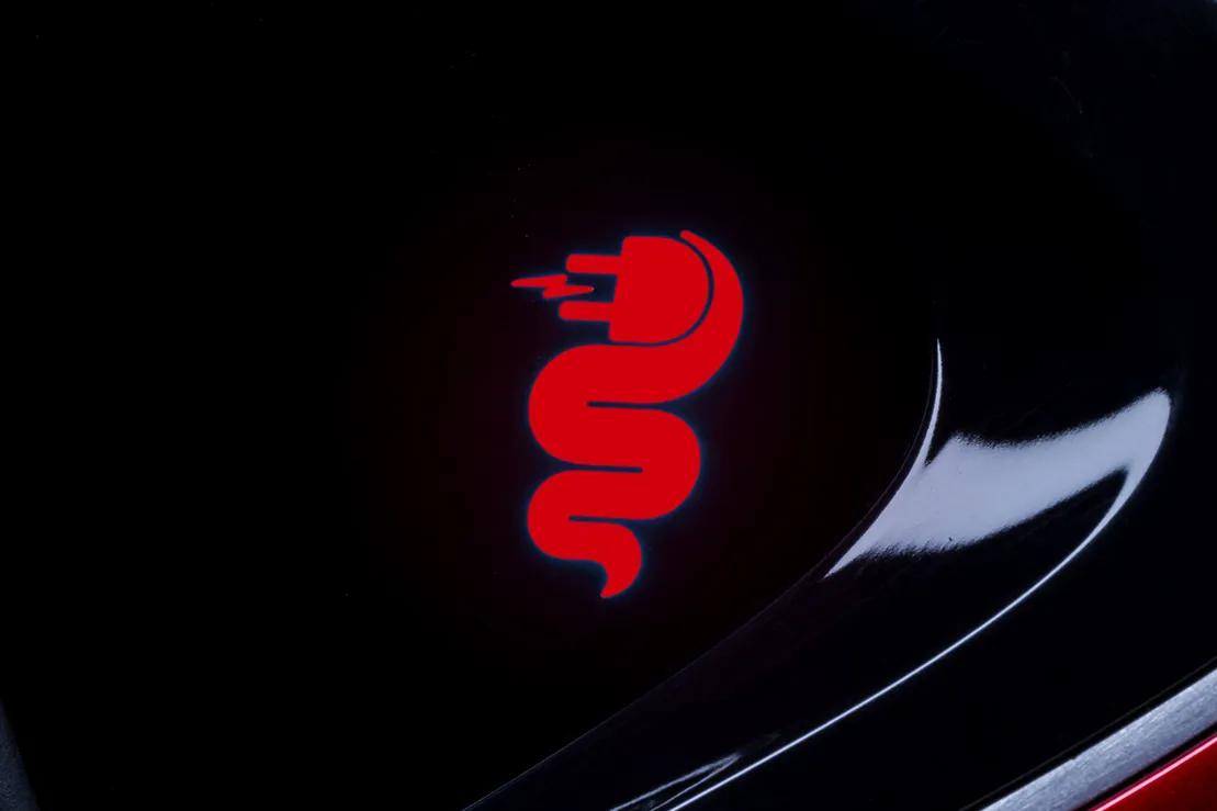 alfa romeo tonale elettrificazione