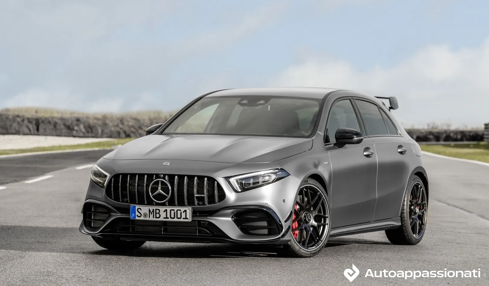 amg a 45 2019 13 1