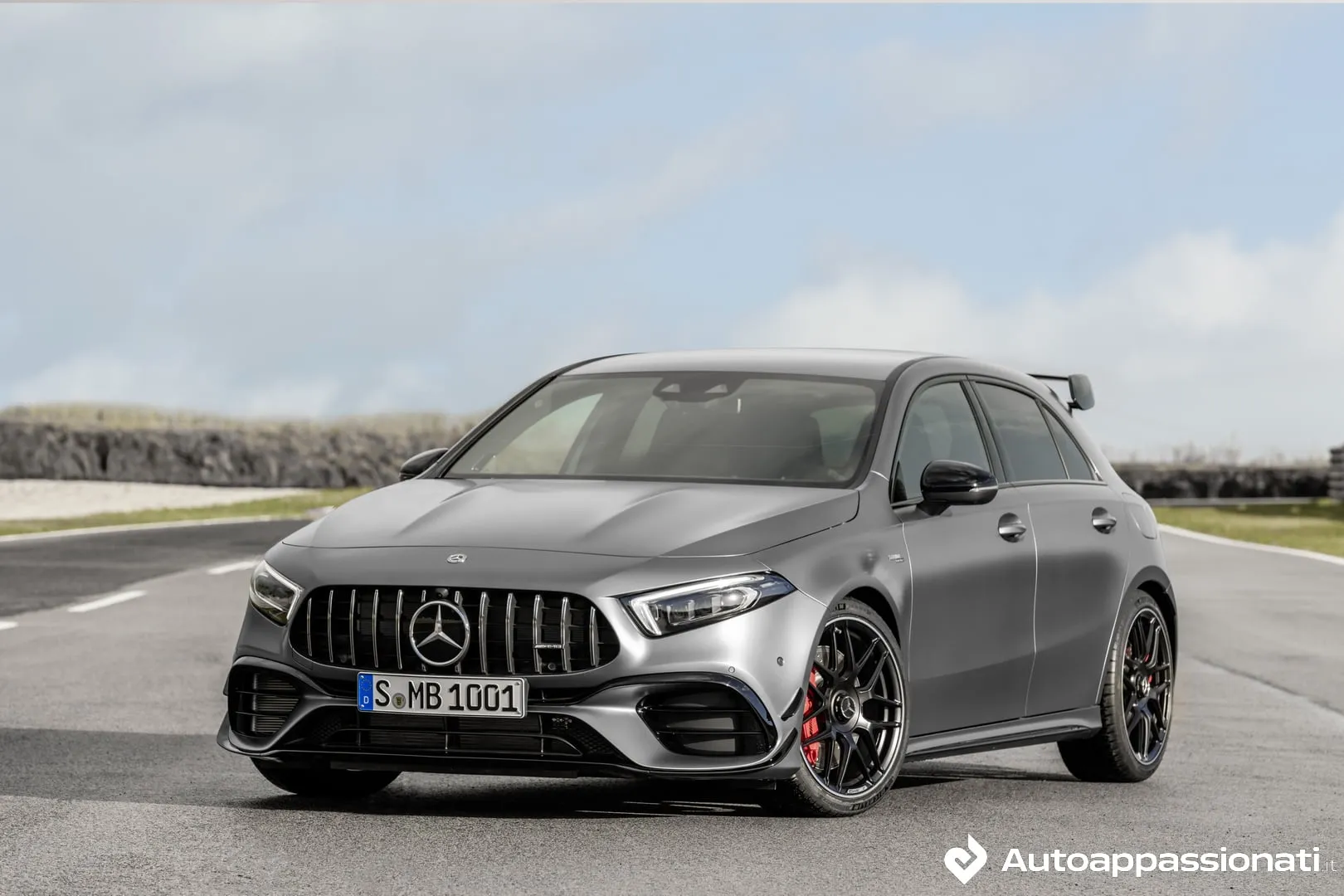 amg a 45 2019 13