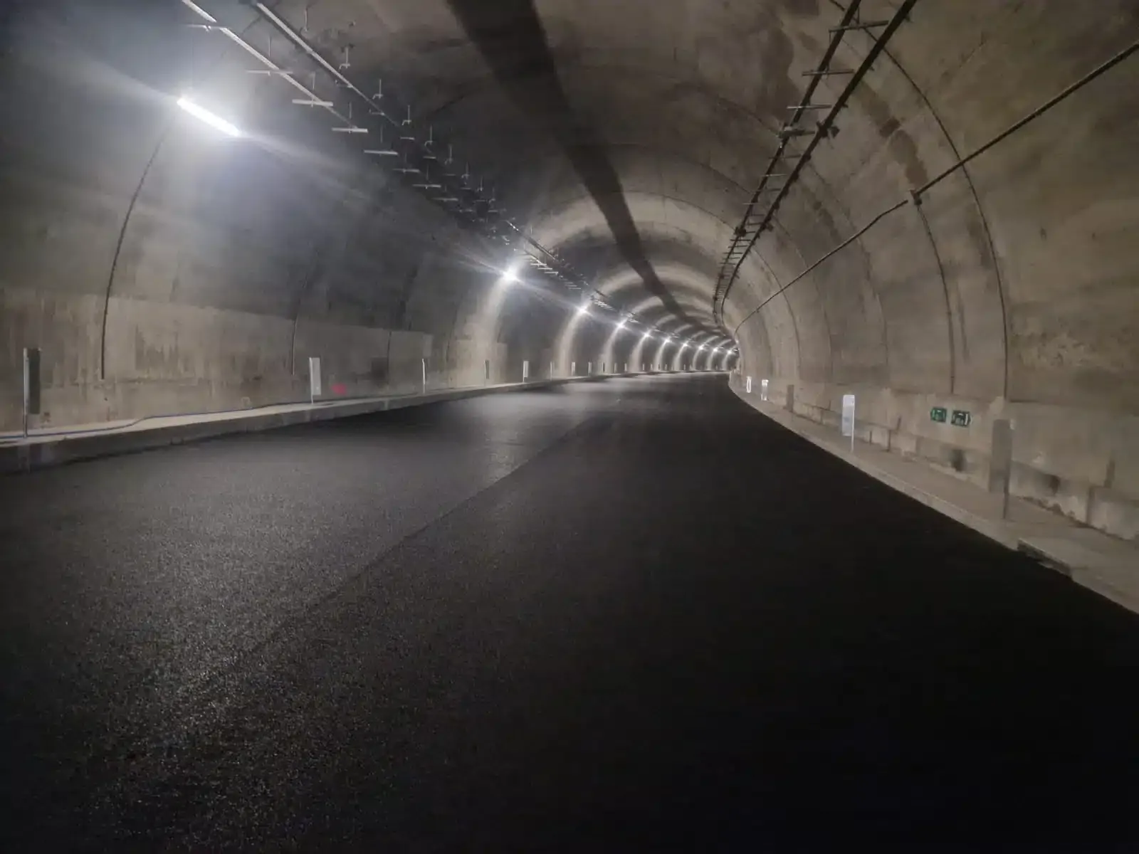 asfalto sghiacciante