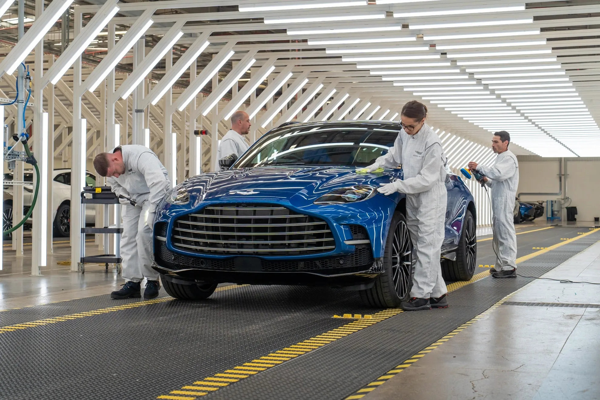 aston martin dbx707 first customer car complete 5