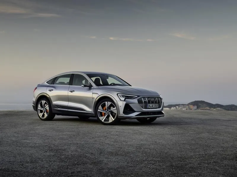 audi e tron sportback suv 2