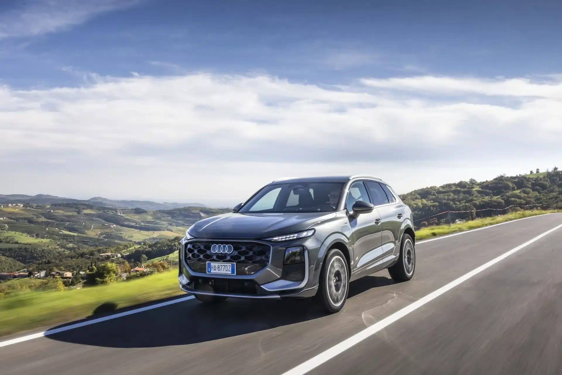 audi q3 e hybrid 2026 hero front