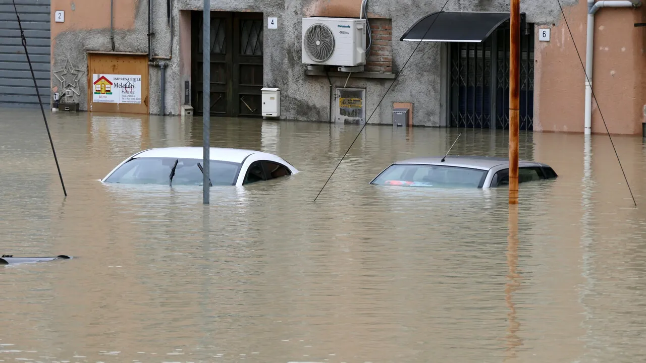 auto alluvione emilia romagna