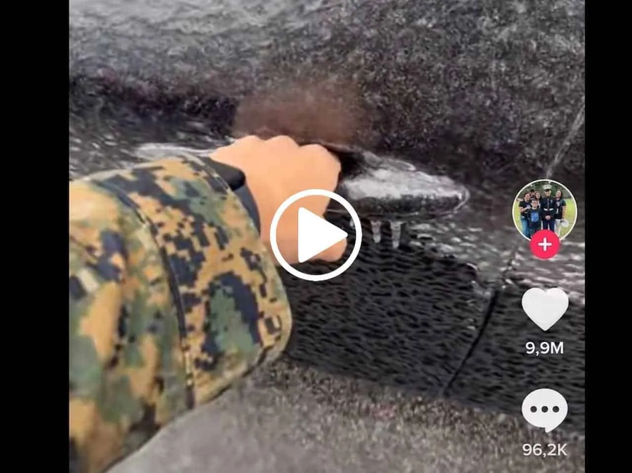 auto ricoperta ghiaccio 01