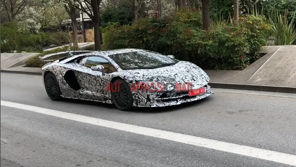 aventador jota 02 1