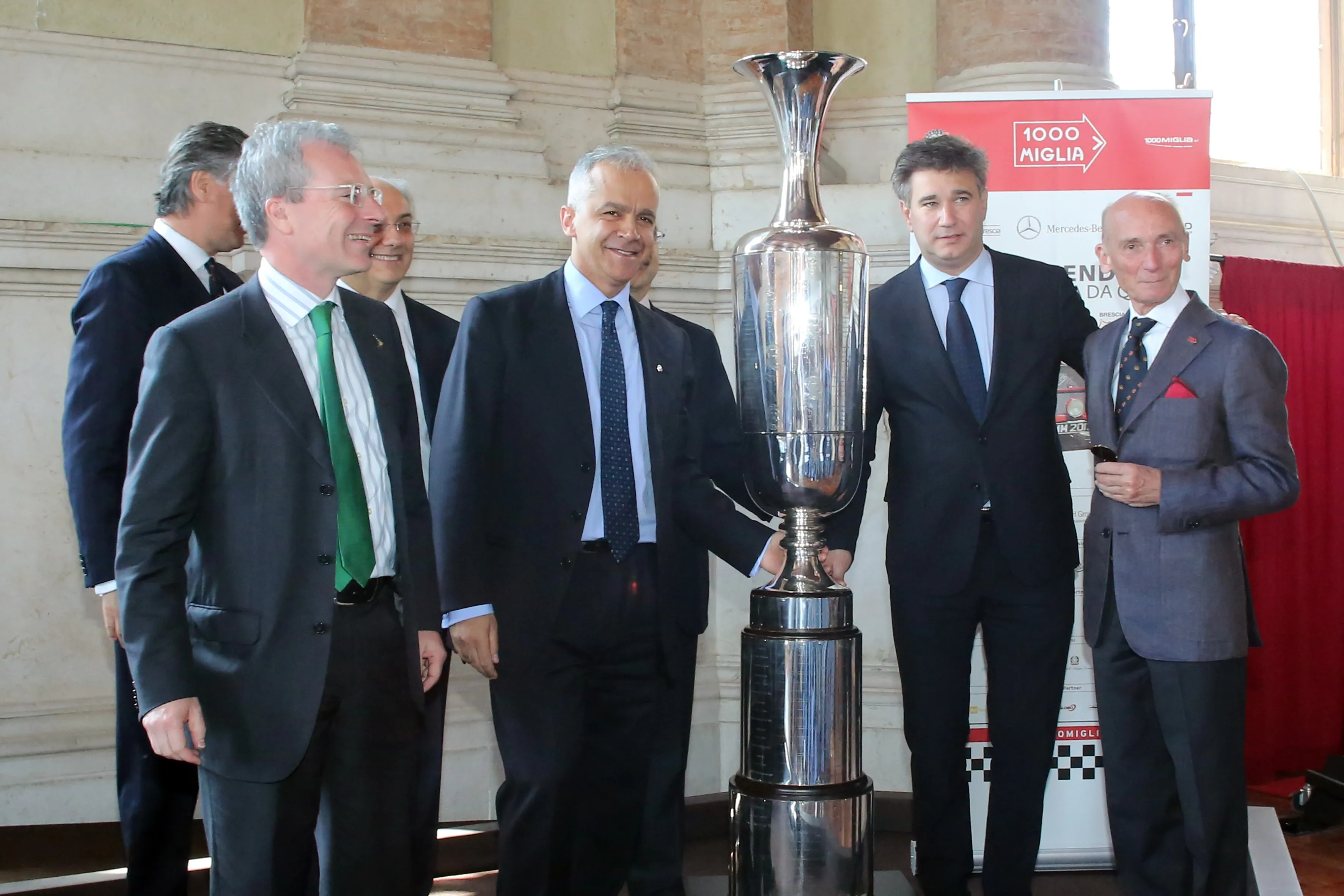 b80ea3ea38e44cb9b41c65c79ffde000