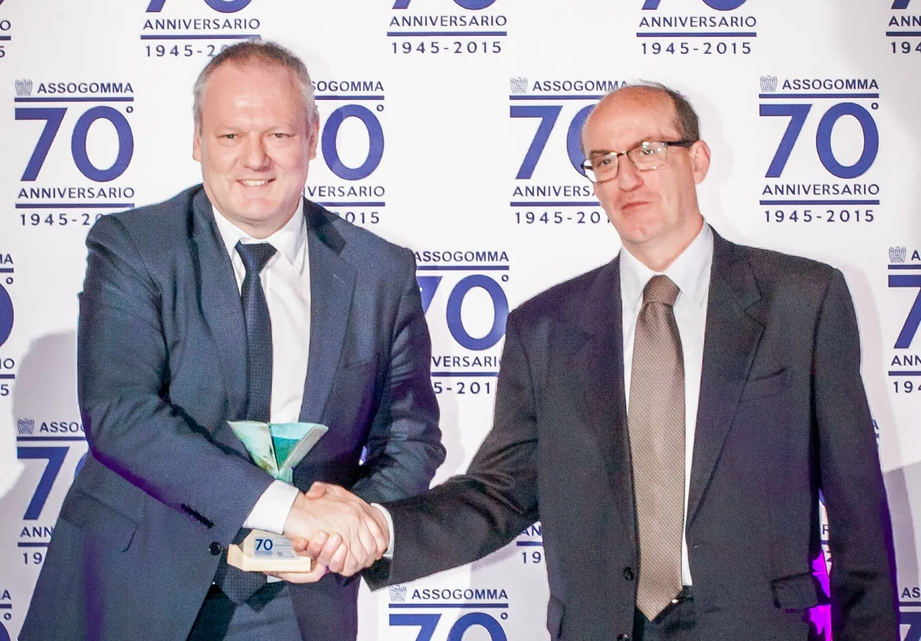 c44822d32ff3e4d3502beb64dc1dbd85