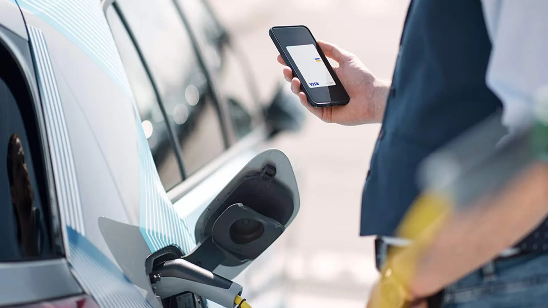 carta credito auto elettrica