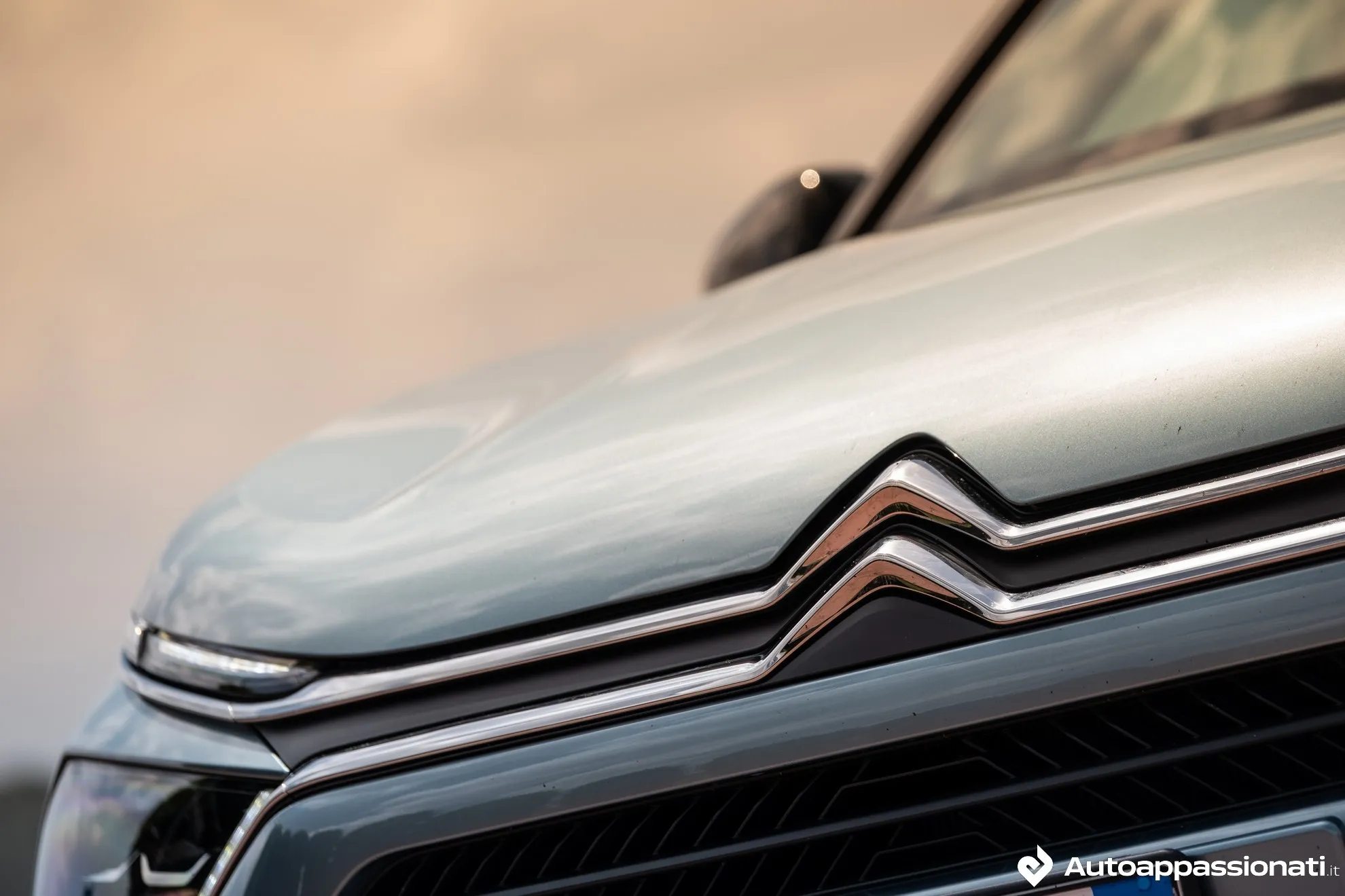 citroen e c4 double chevron