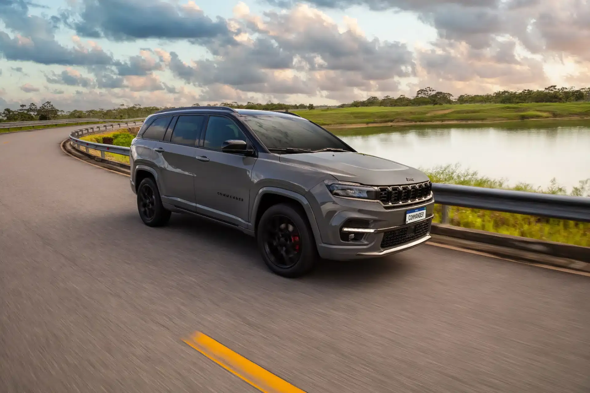 commander blackhawk 02