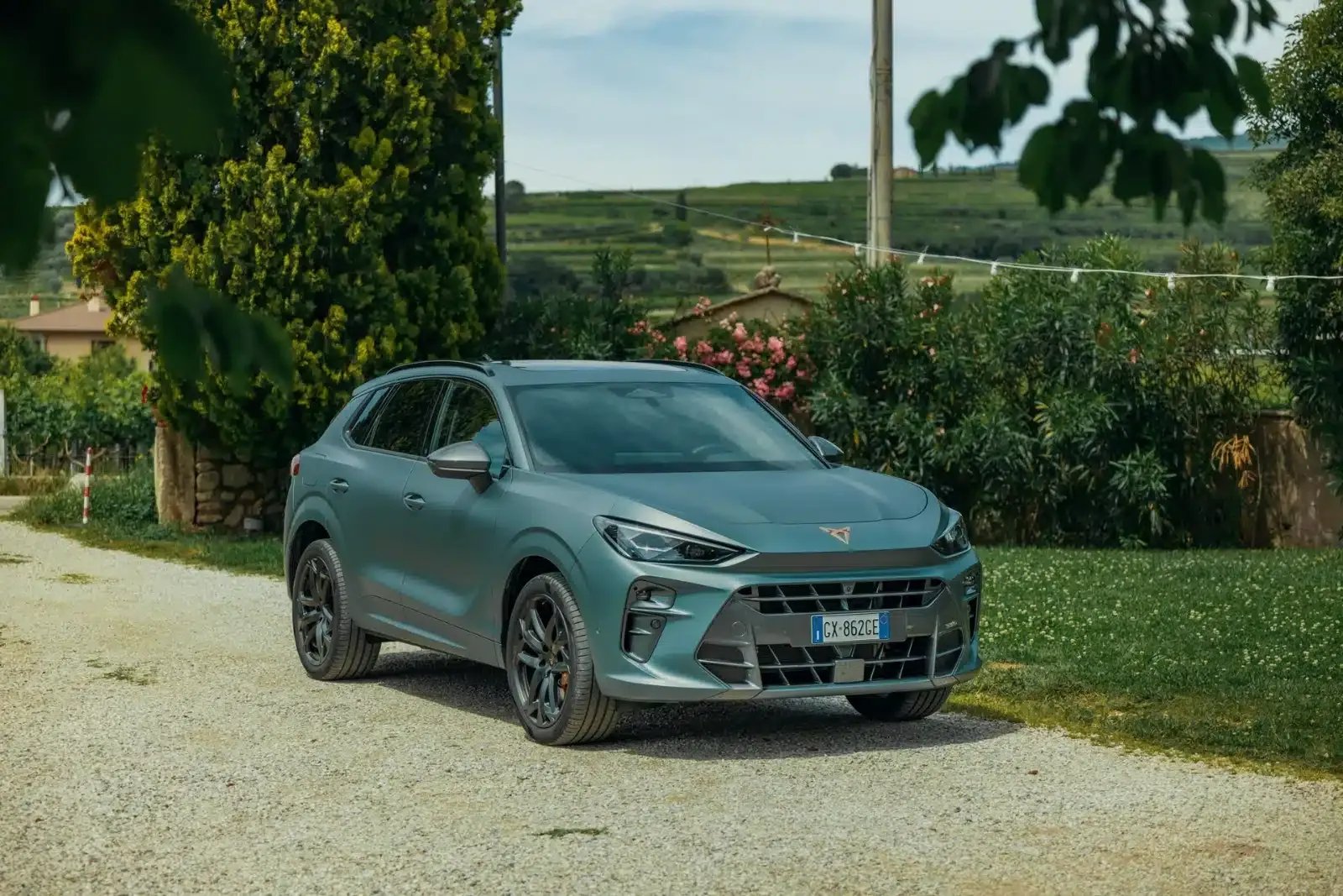 cupra terramar e hybrid 05