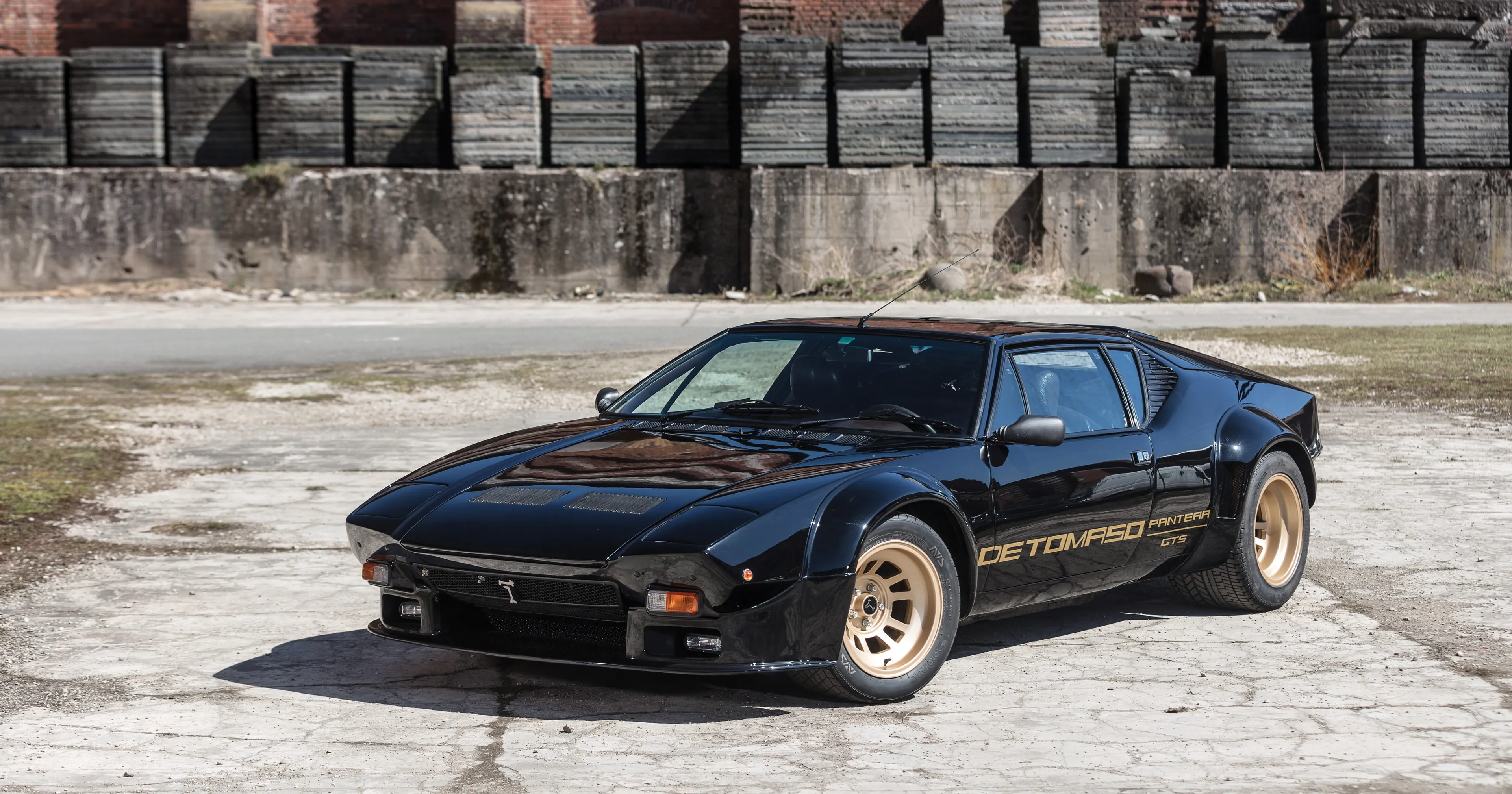 de tomaso pantera gt5 93