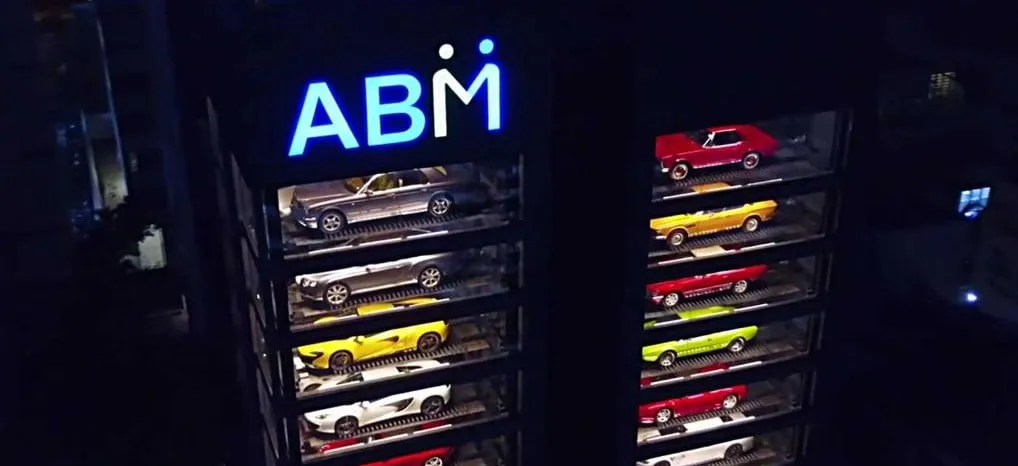 distributore auto di lusso