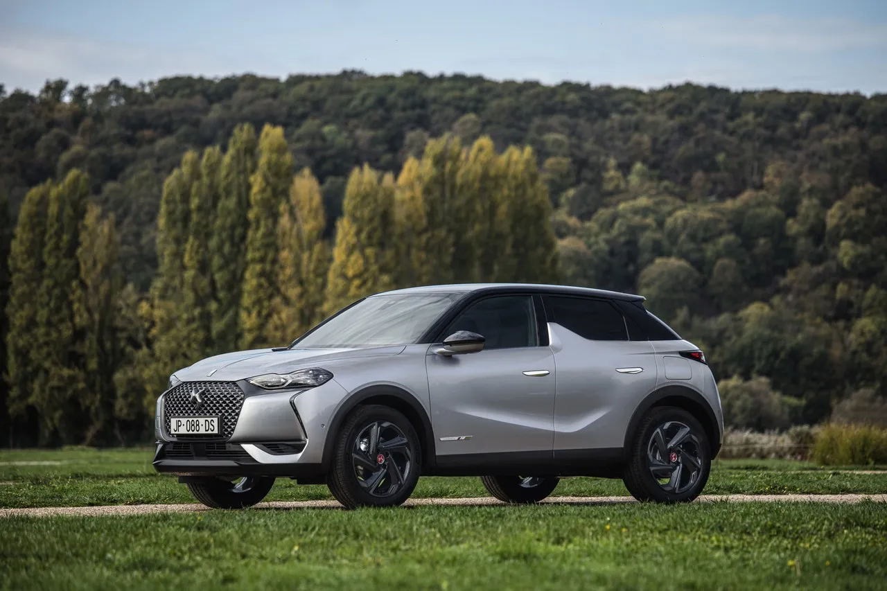 ds 3 crossback e tense 3 4