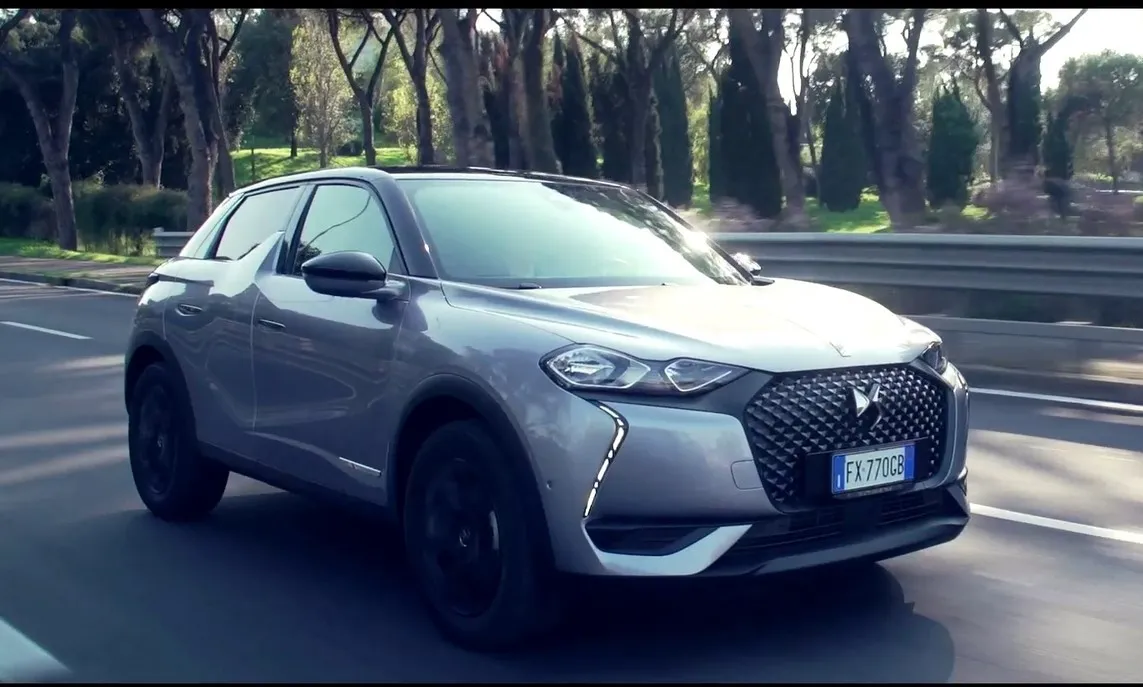 ds 3 crossback performance line distinguersi con stile e tecnologia 2