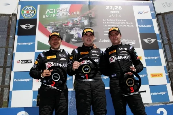 ed665975b819d9e4bff8f3321152810d