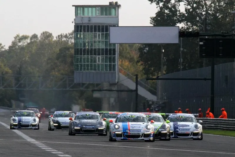 ef40c6f058410ce395edaa6a10652dc9