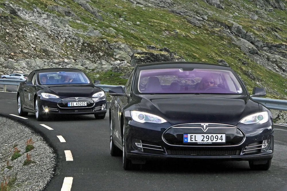 elbilfestival i geiranger two tesla model s electric cars