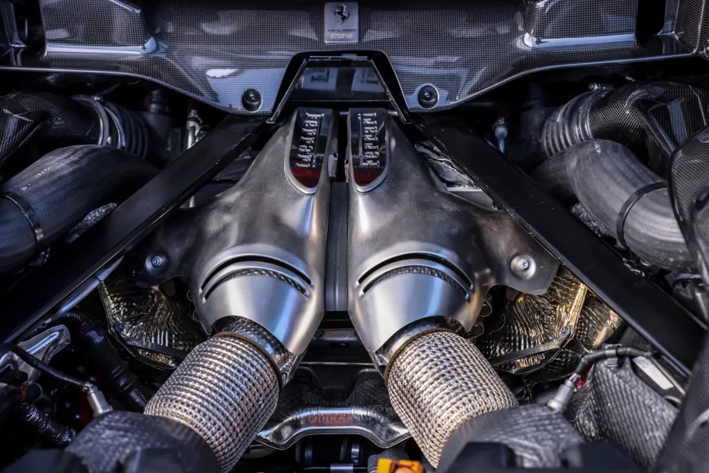 ferrari 296 gtb motore v6