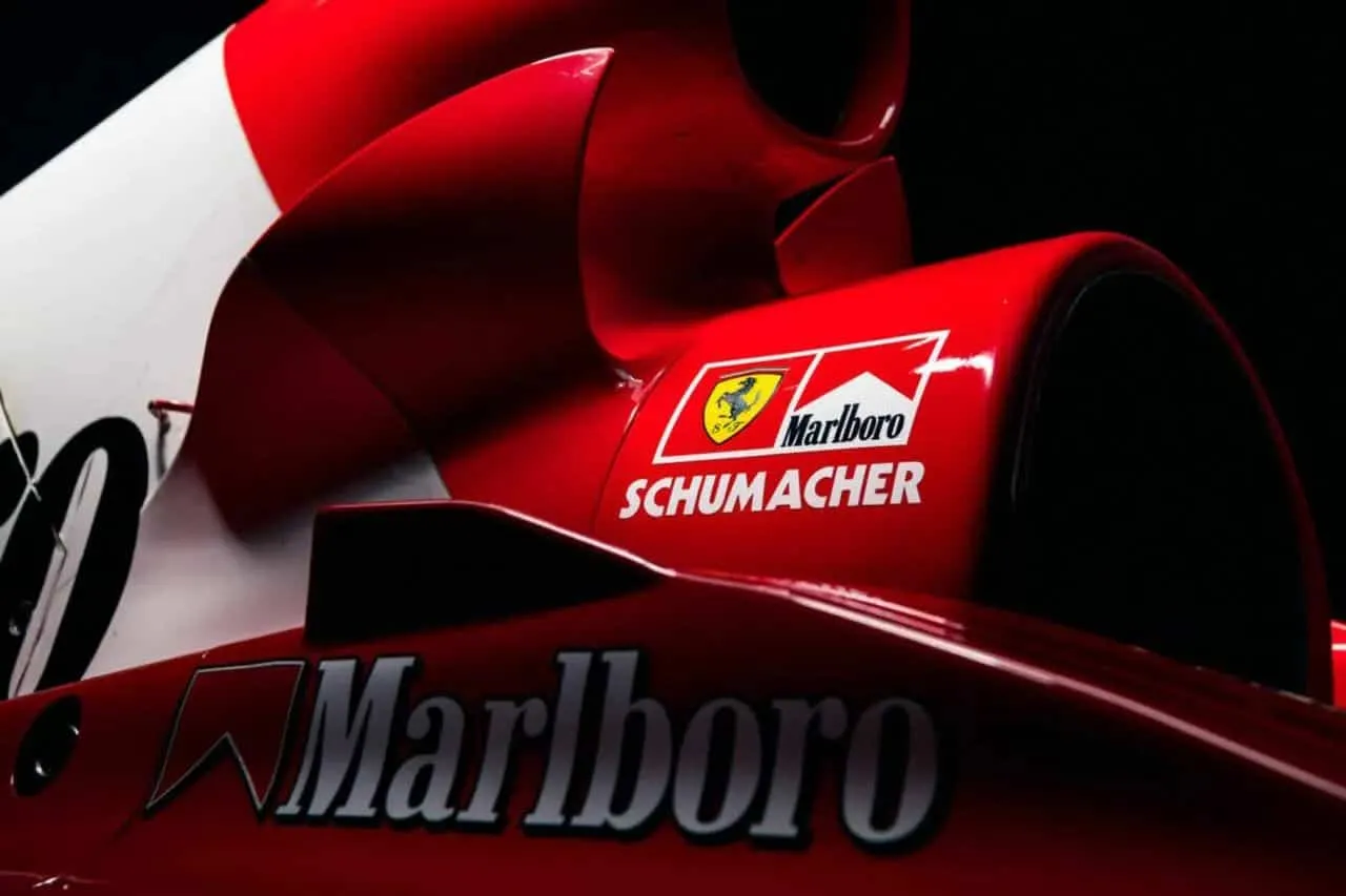 ferrari f2001b michael schumacher asta 18