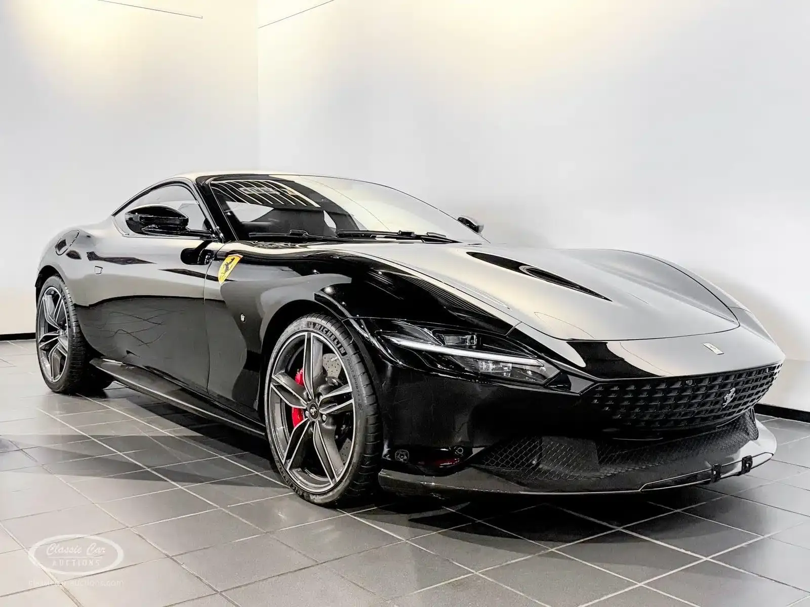 ferrari roma charles leclerc asta