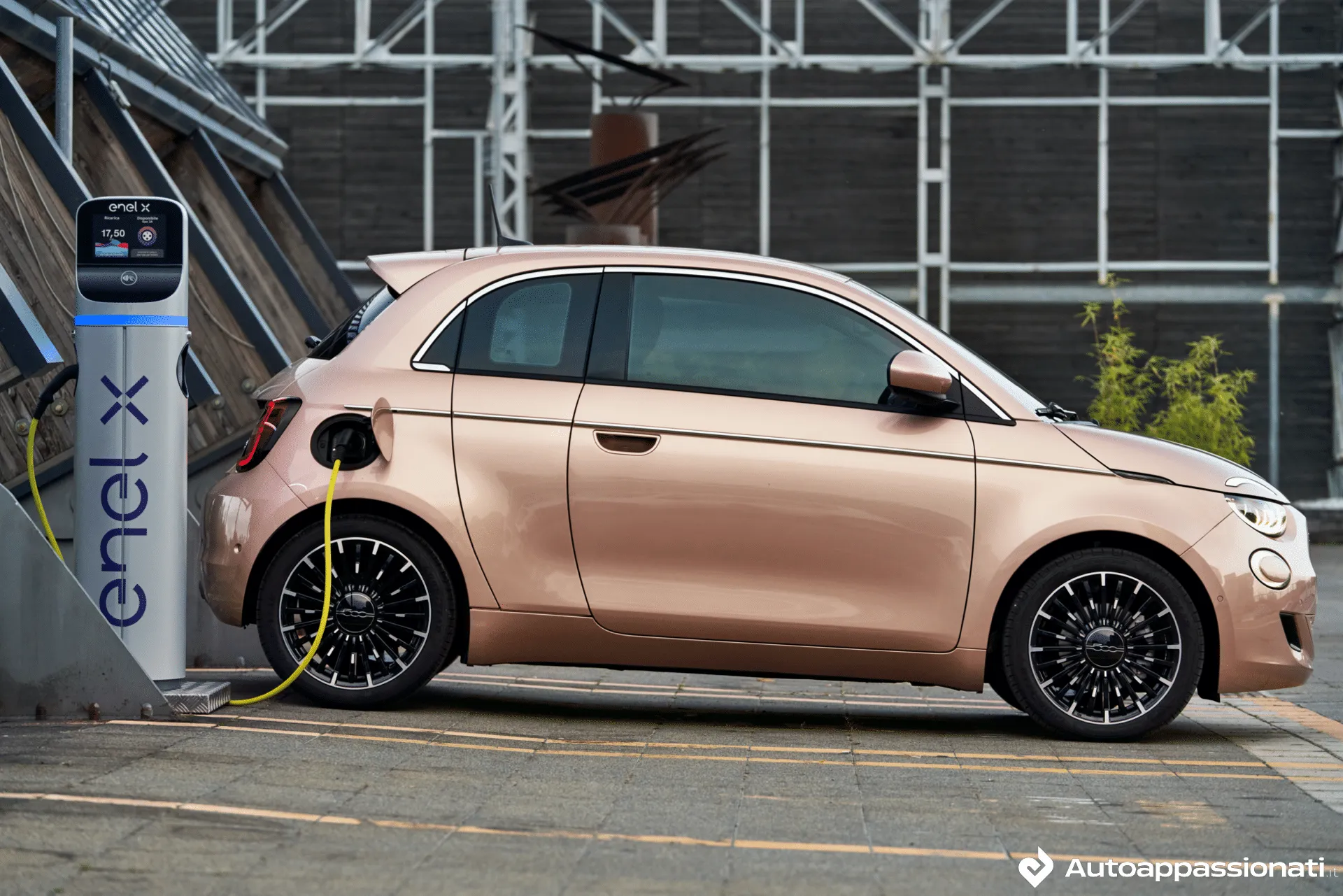 fiat 500 elettrica charge