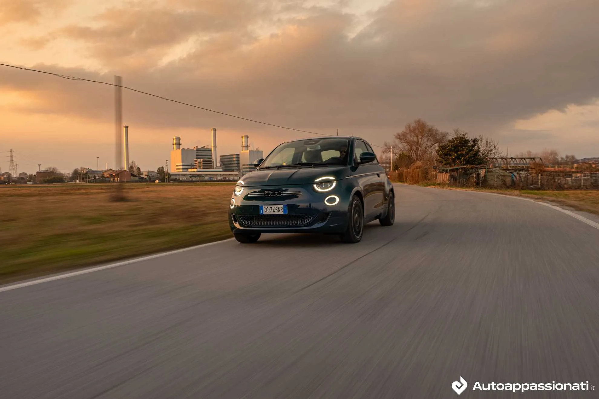fiat 500 elettrica ocean green