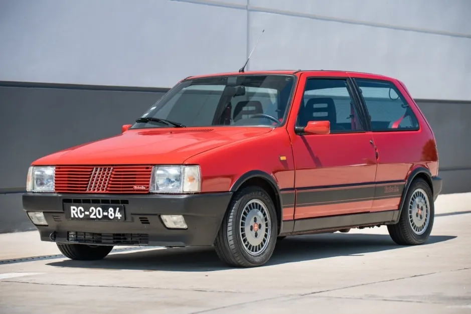 fiat uno turbo asta