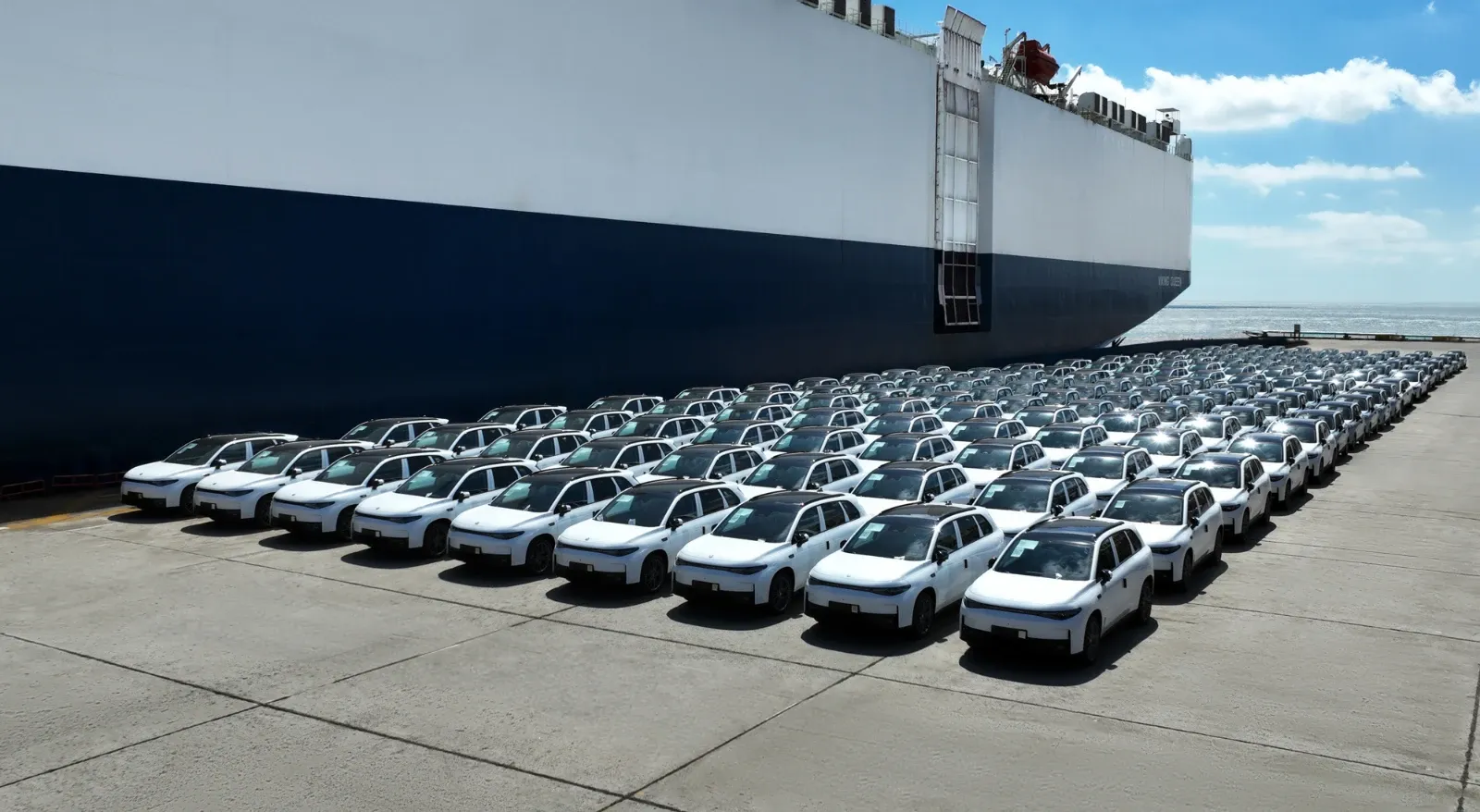 first batch of leapmotor electric vehicles shipped from china to europe