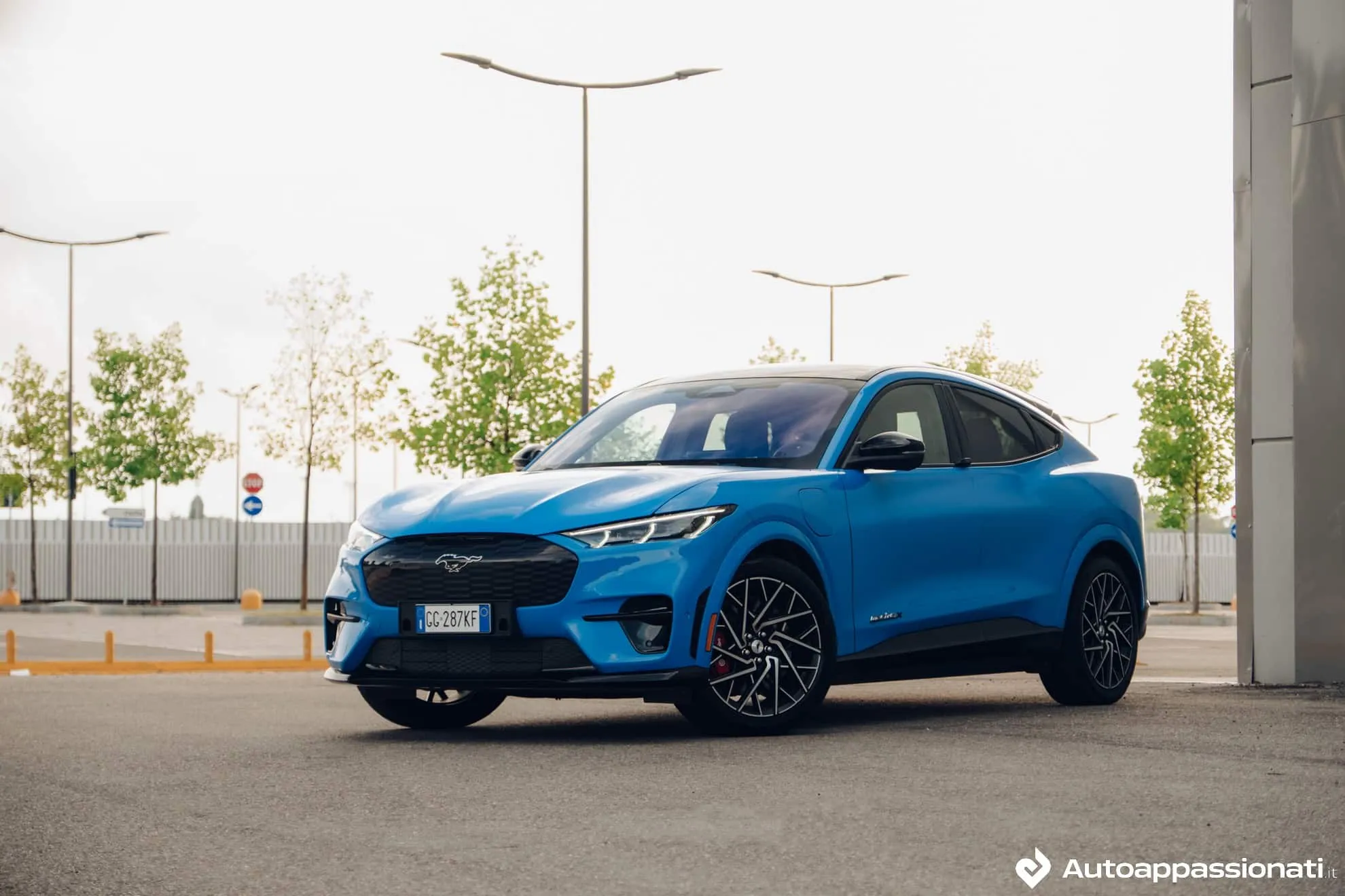 ford mustang mache gt 01