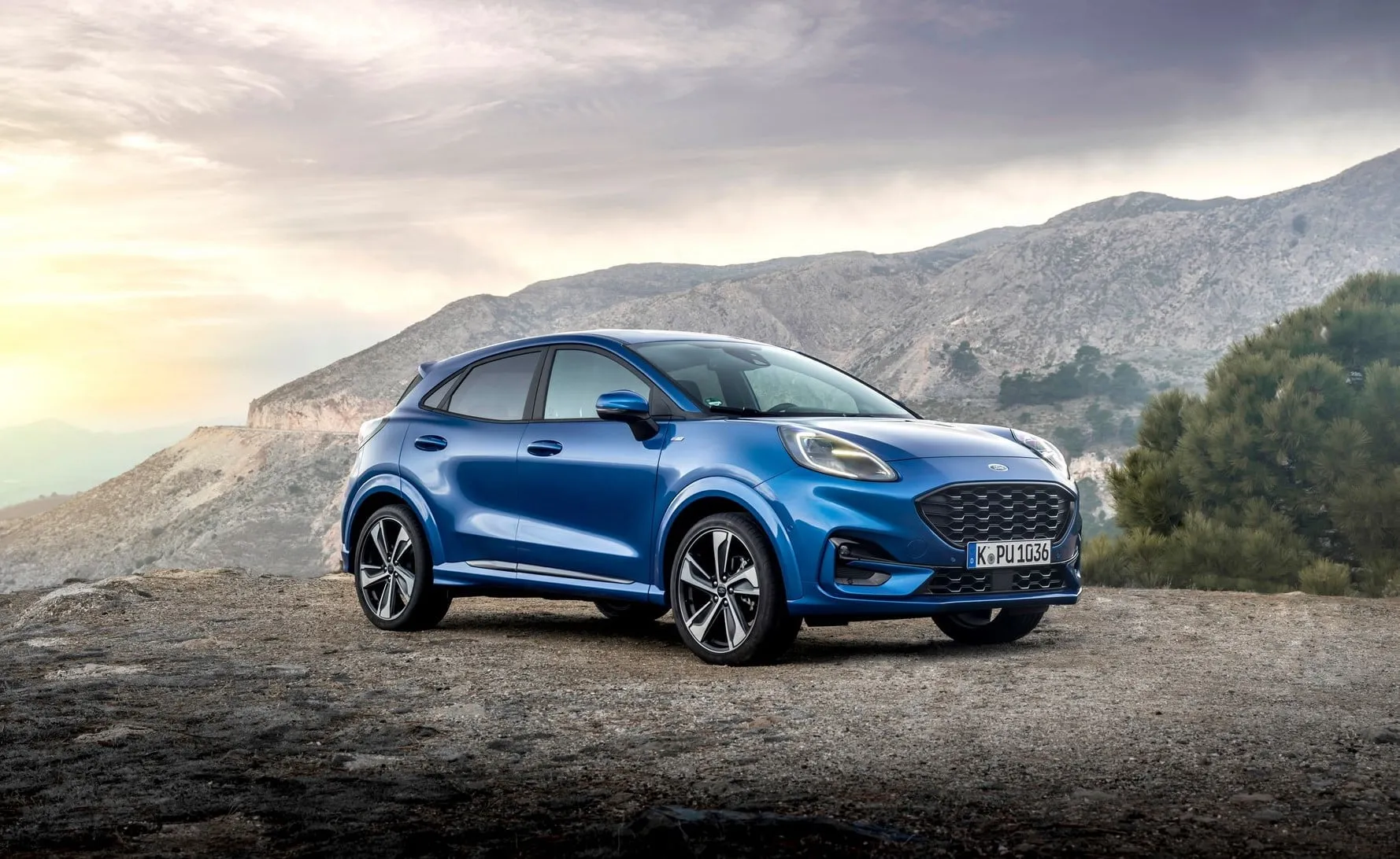 ford puma st line x desert island blue