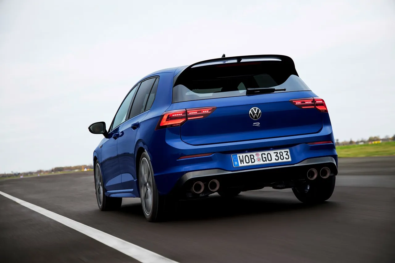 golf r 2021 posteriore