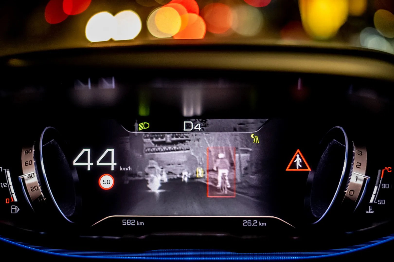 il night vision di peugeot 1