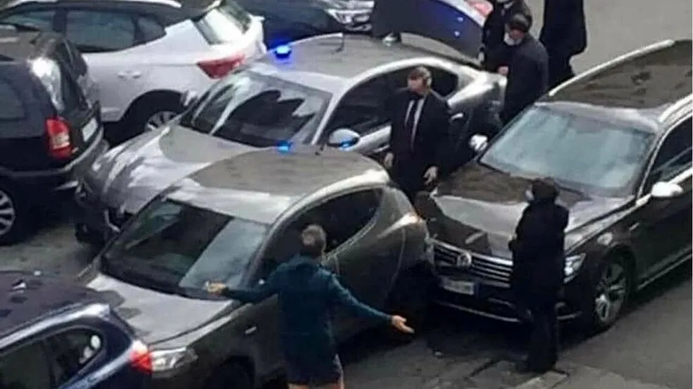 incidente mario draghi foto welcome to favelas