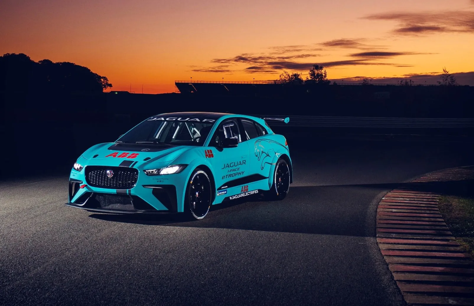 jaguar i pace etrophy