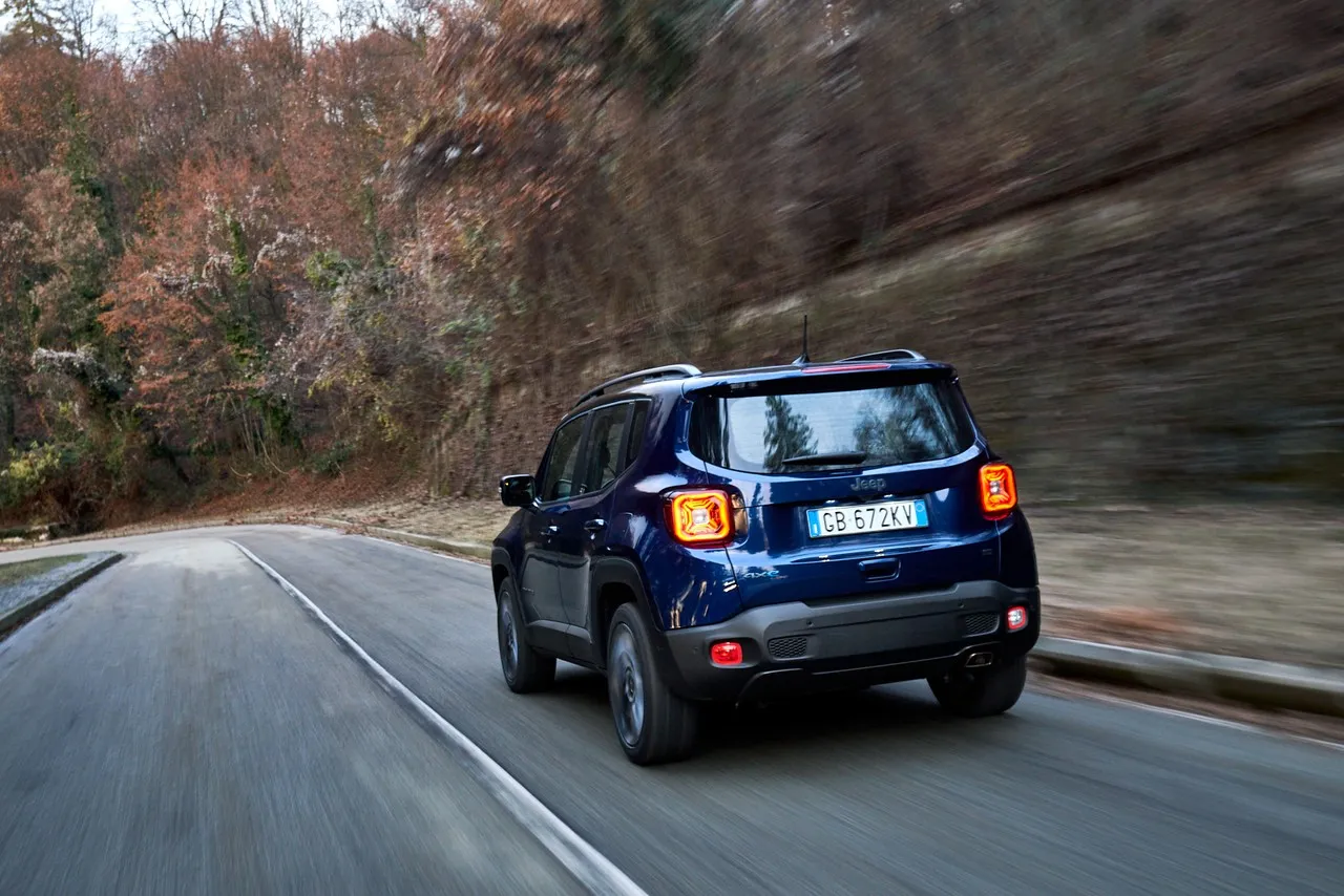 jeep renegade 4xe s