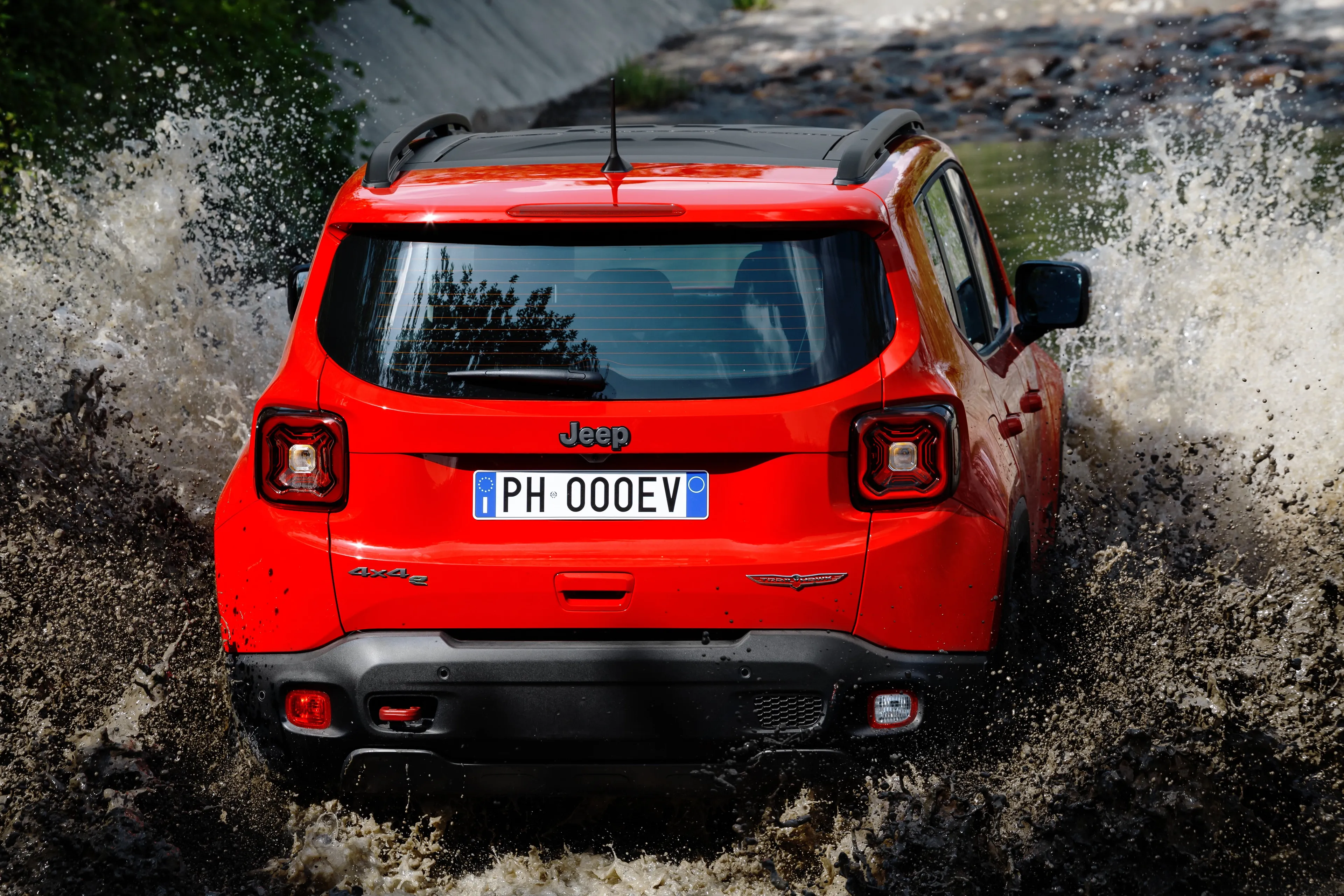 jeep renegade plug in hybrid