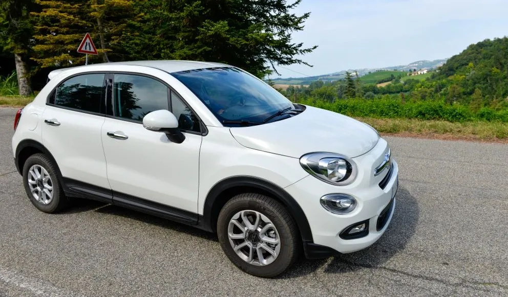 la fiat 500 x 16 torq 4 cilindri 1598 cc 81 kw 110 hp con cambio meccanico euro 6 convertita a metano in after market da ecomotive solutions e autogas italia s