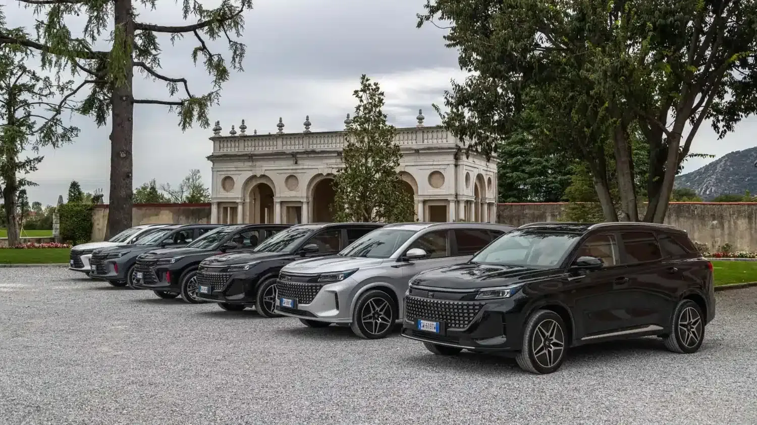 la gamma dfsk si aggiorna per il 2024 allestimenti e prezzi