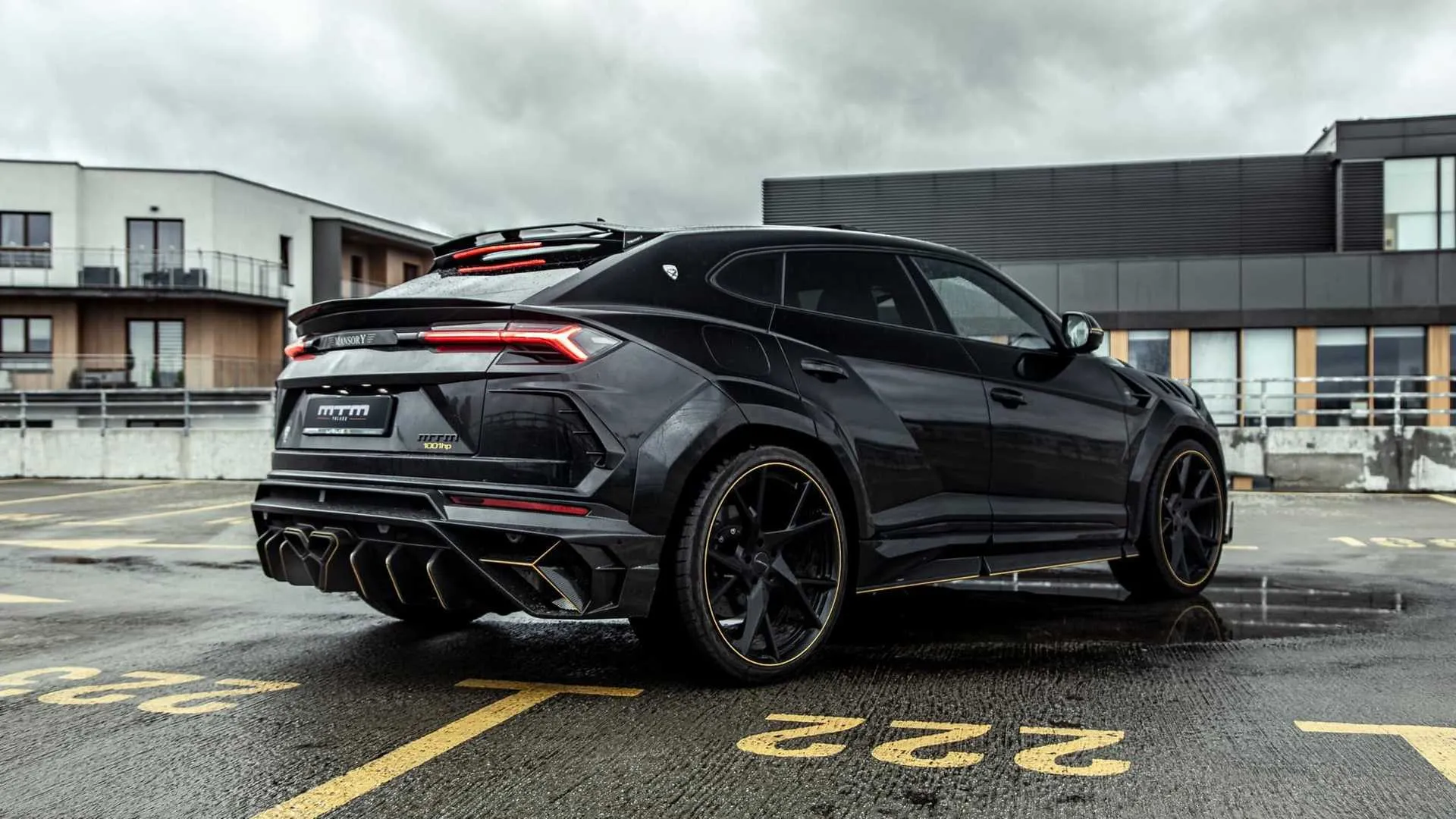 lamborghini urus by mansory and mtm
