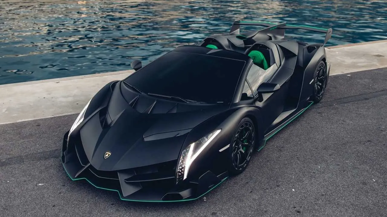 lamborghini veneno roadster