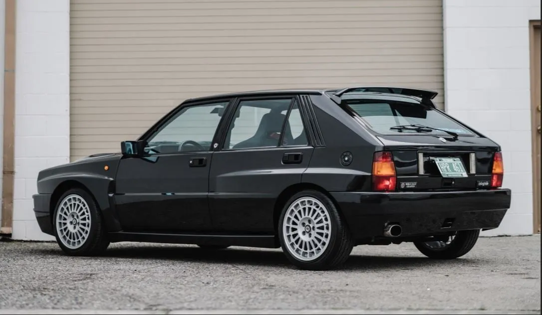 lancia delta integrale 2