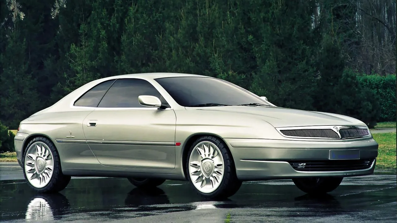 lancia kayak bertone frontale