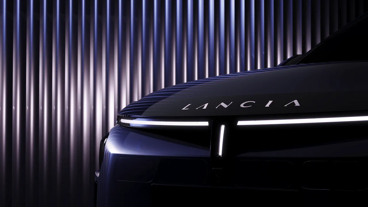lancia ypsilon 2024 frontale teaser 1