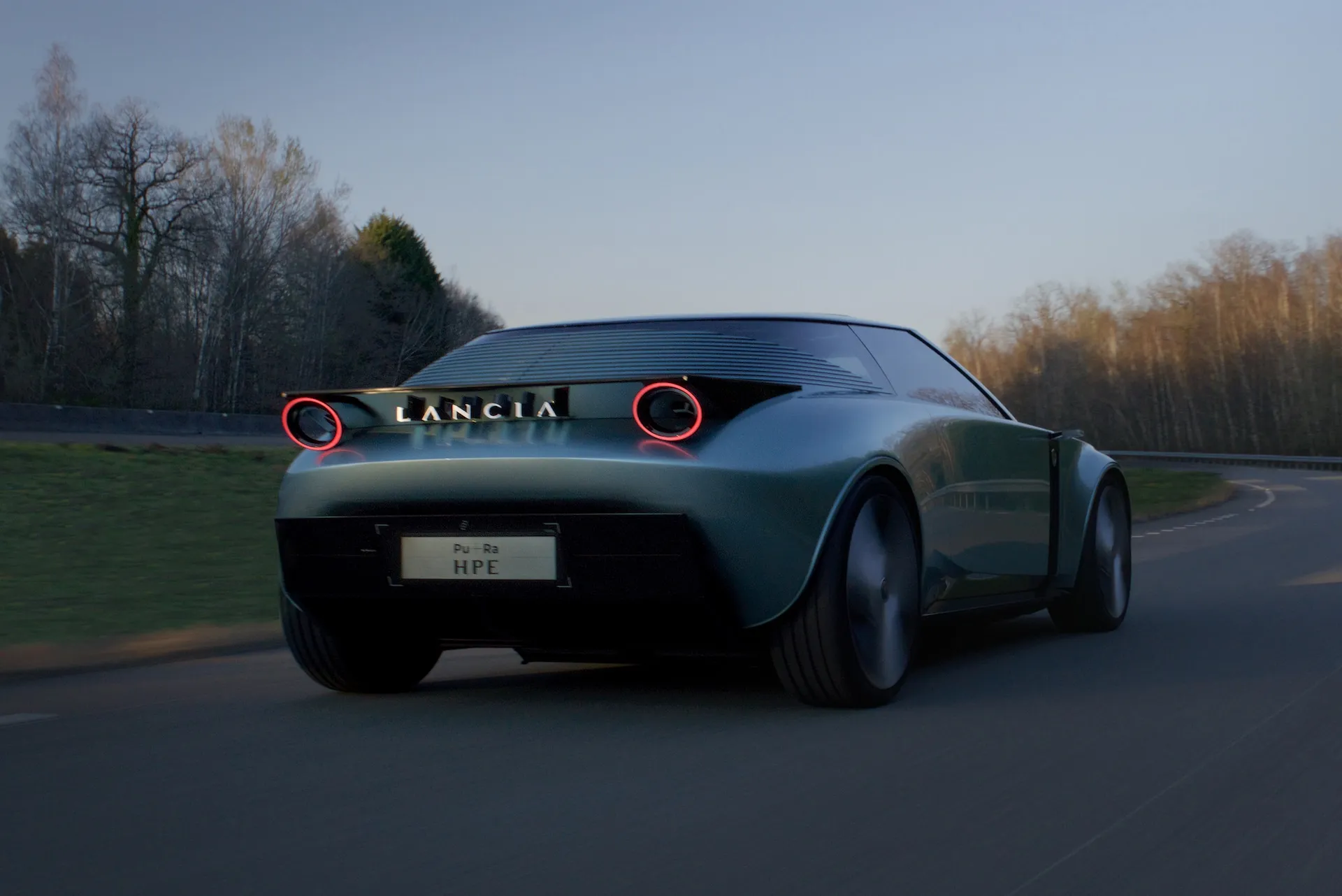 lancia ypsilon hf pura hpe