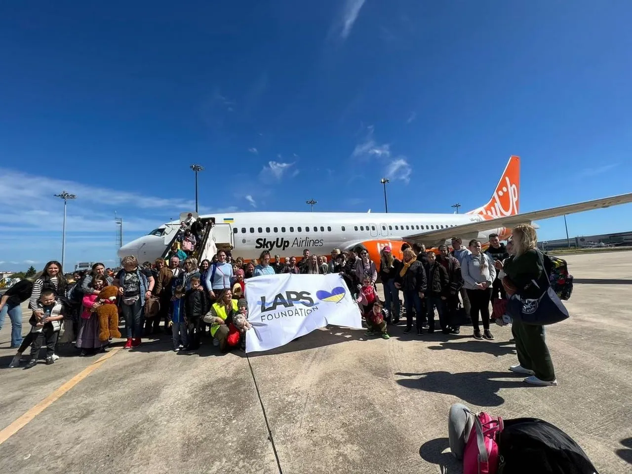 lapo elkann aereo per ucraina