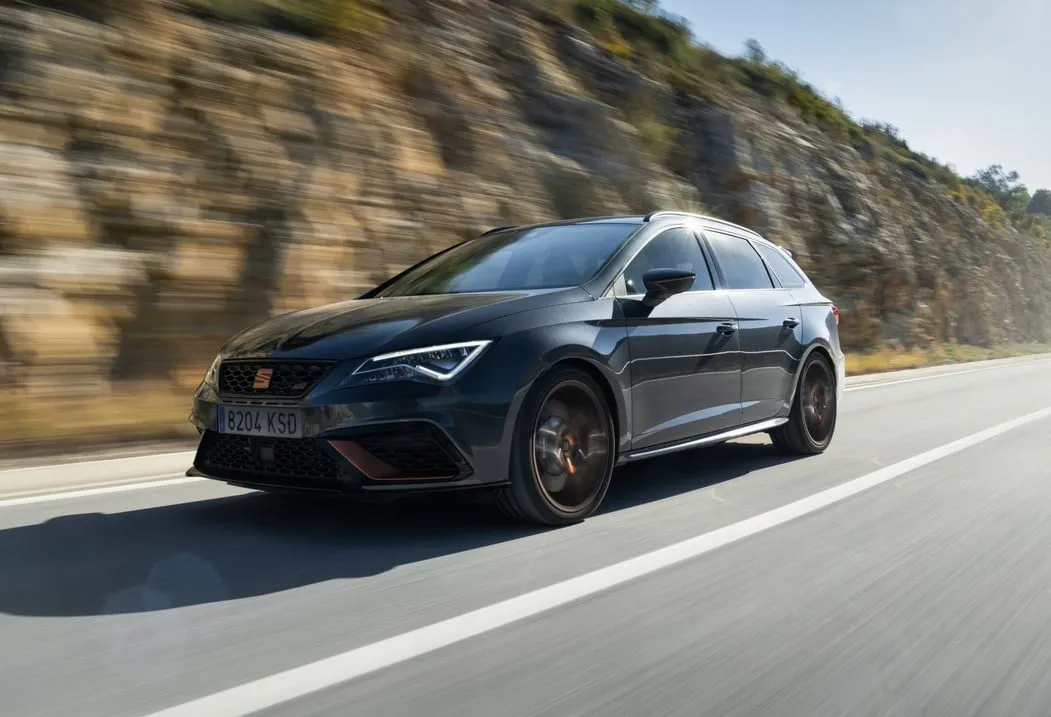 leon cupra r st brings new levels of uniqueness sophistication and performance 05 hq