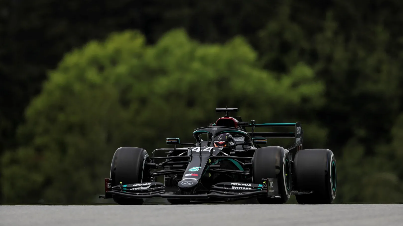 lewis hamilton gp austria fp1