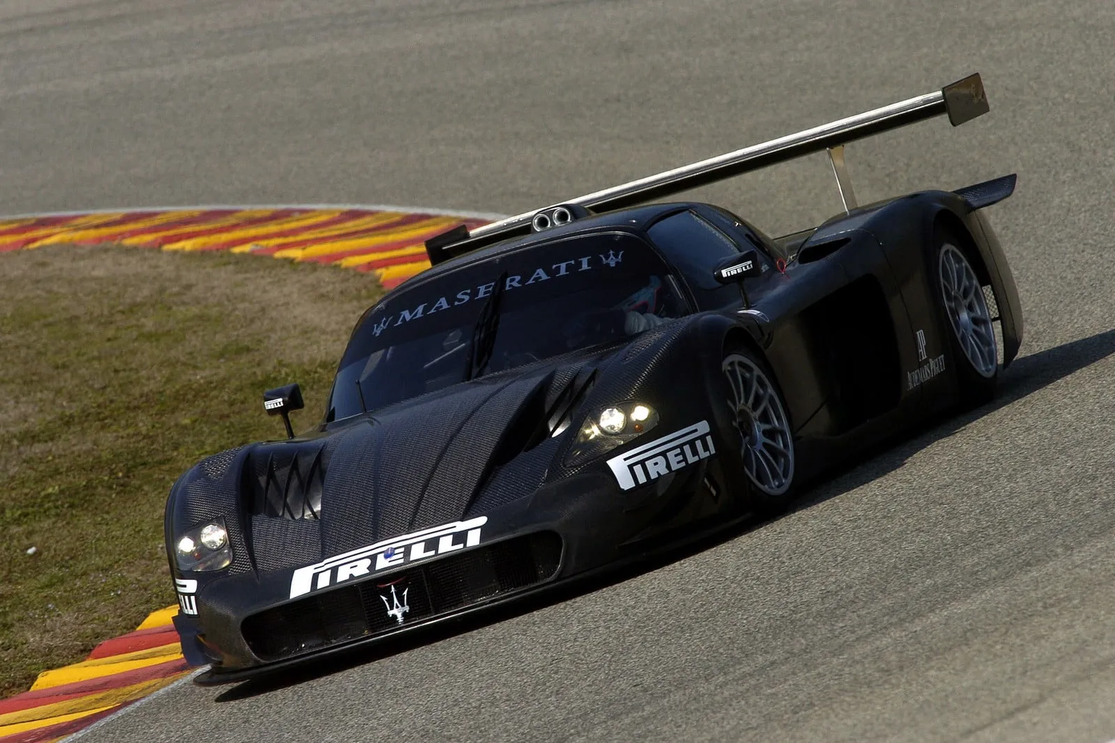 maserati mc12